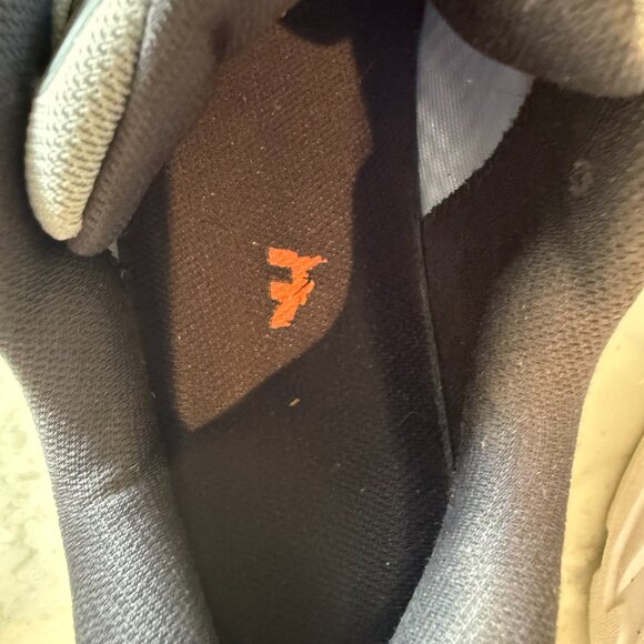 Hoka One One, Bondi 7 Running Shoes Blue Size 9W Excellent condition! - Picture 5 of 10